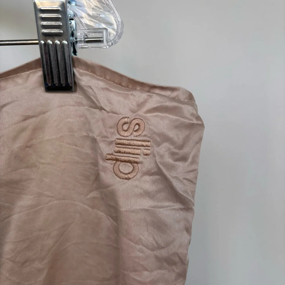 SLIP 100% Silk Pillowcase‎